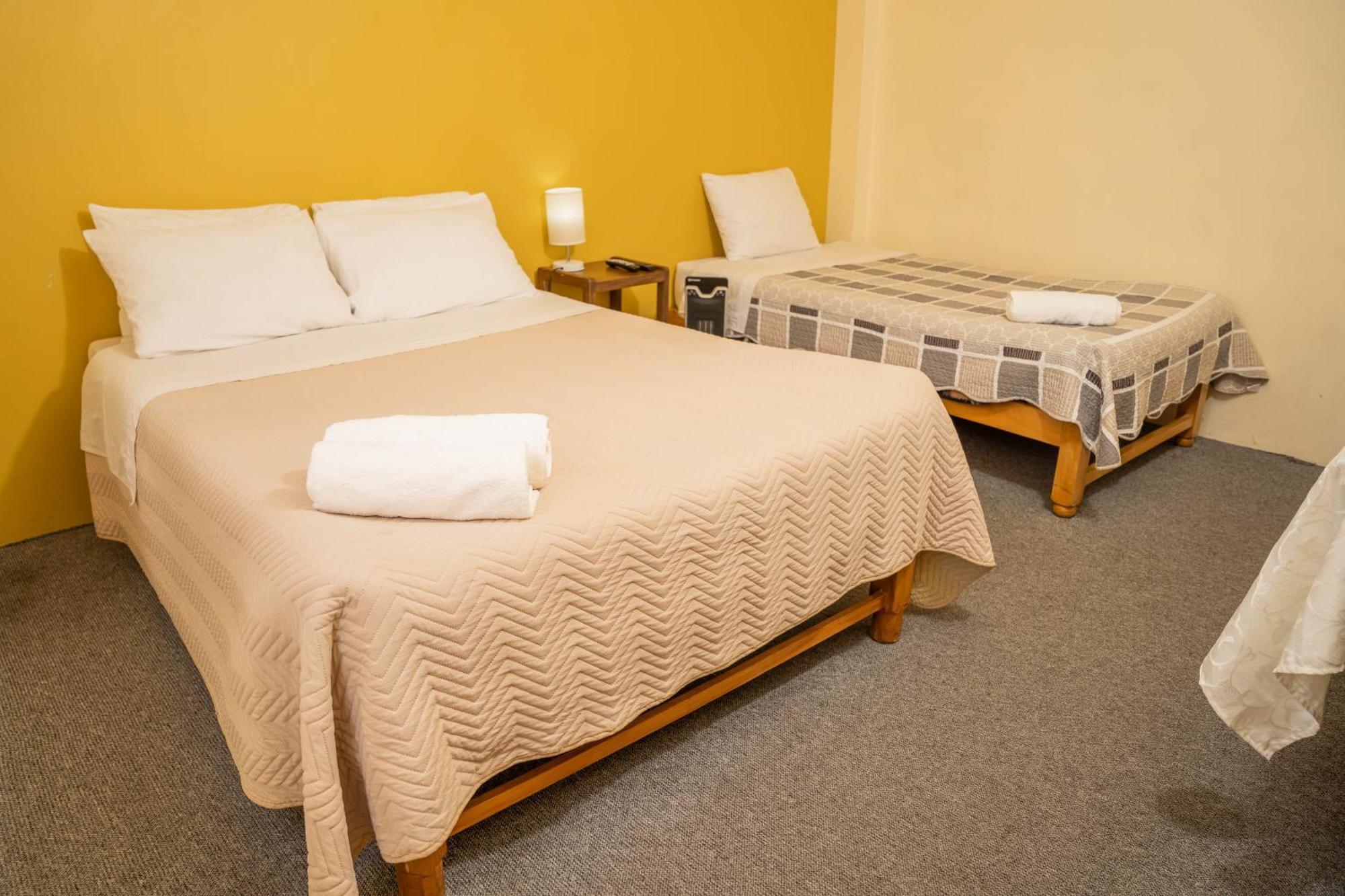 Hotel Summita Yunguyo Eksteriør billede