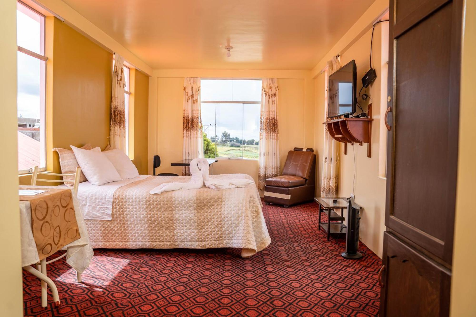 Hotel Summita Yunguyo Eksteriør billede