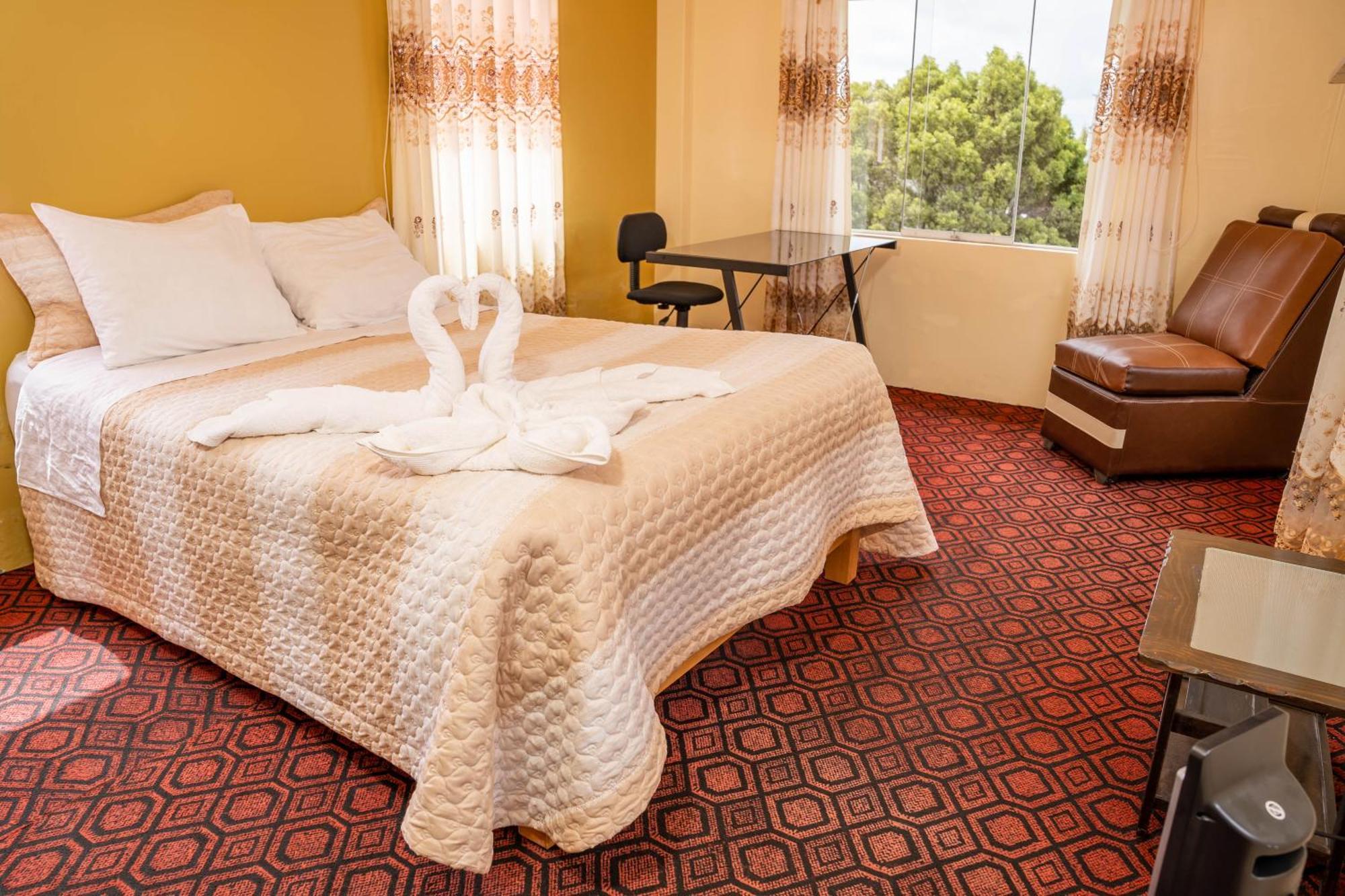 Hotel Summita Yunguyo Eksteriør billede