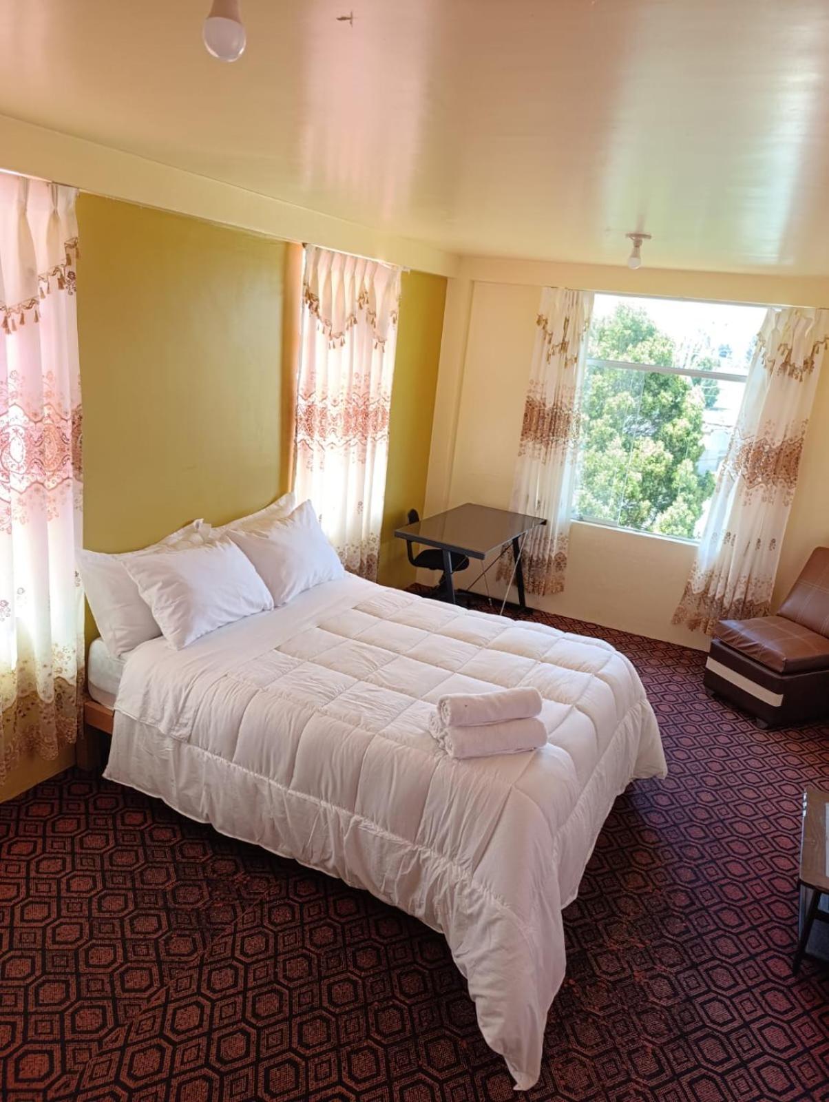 Hotel Summita Yunguyo Eksteriør billede