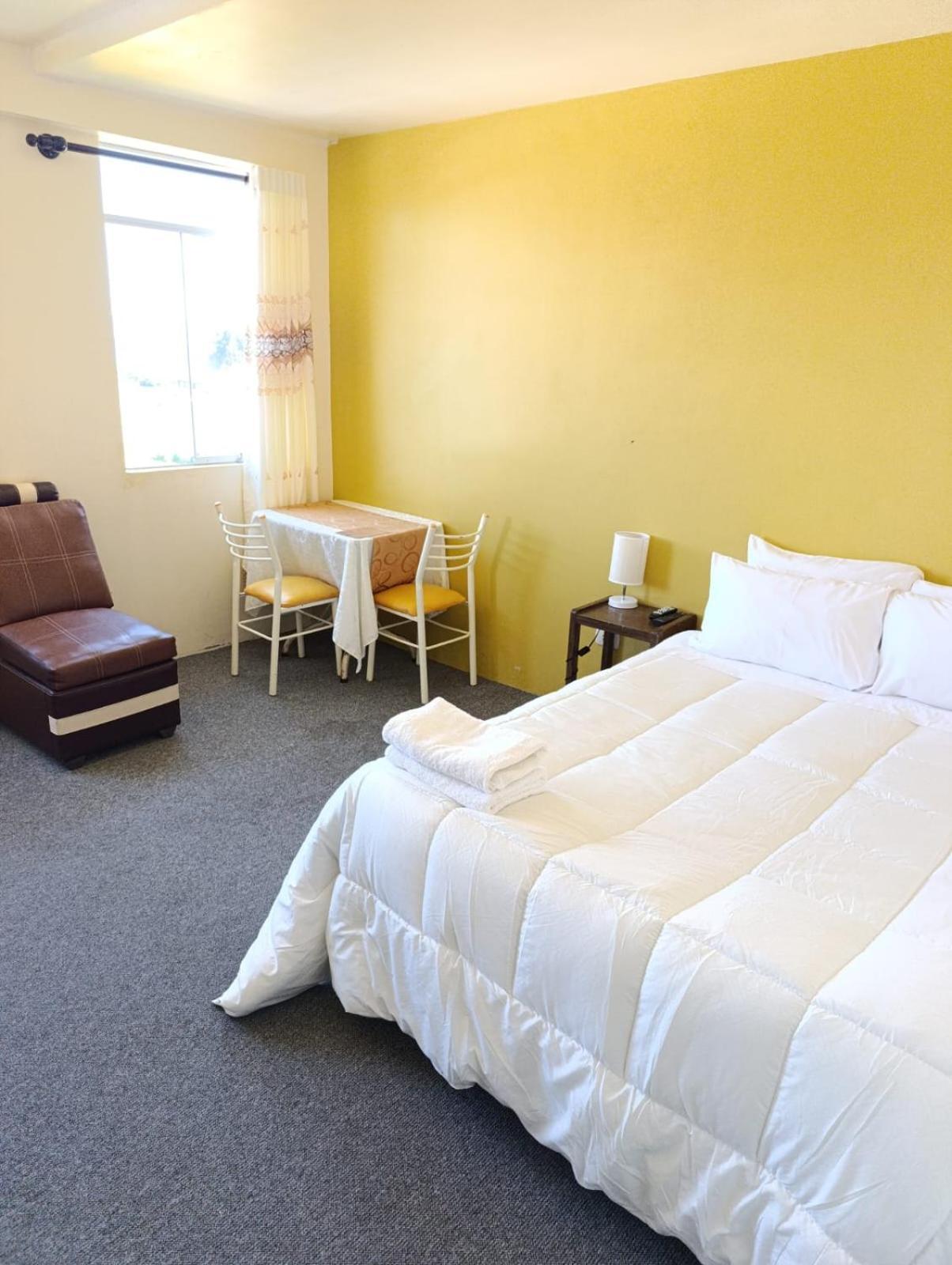 Hotel Summita Yunguyo Eksteriør billede